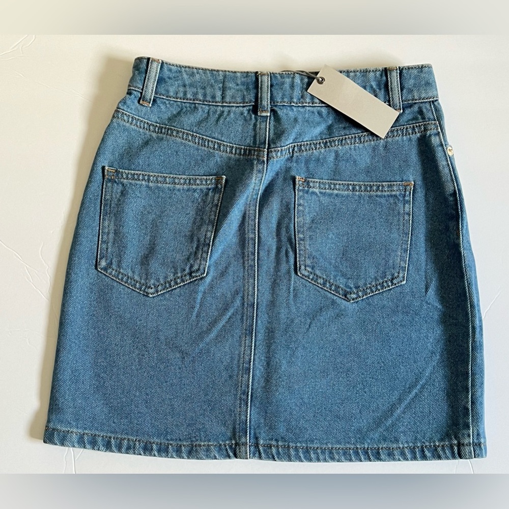 NWT Heels & Jeans Women’s Light Wash Mini Skirt SZ 26🩵 - Picture 6 of 14